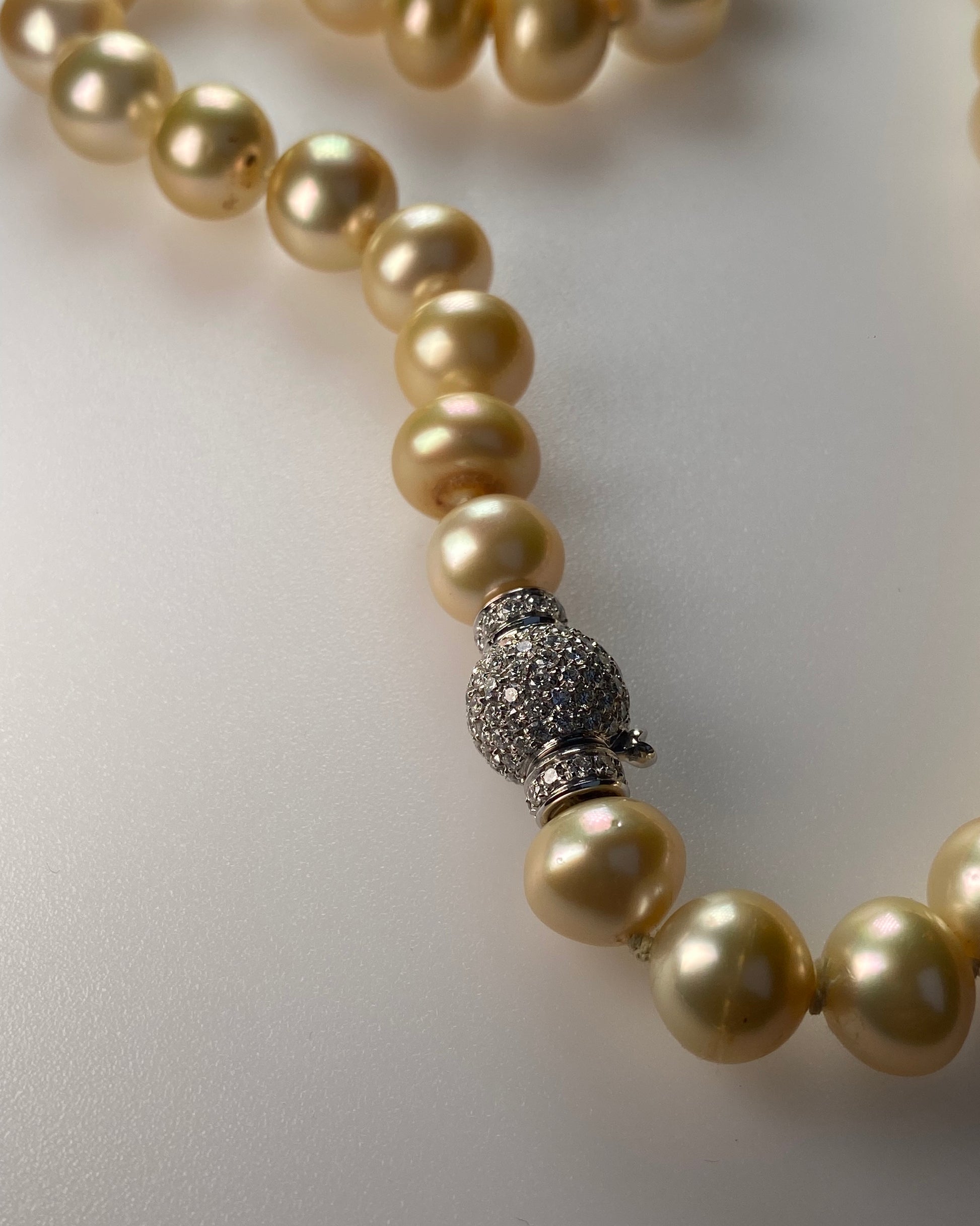 CACCIARI SALVATI NATURAL PEARL & DIAMOND NECKLACE, 2000s
