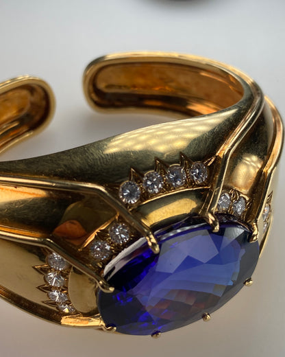 DAVID WEBB TANZANITE, DIAMOND & GOLD CUFF BRACELET, 1980s