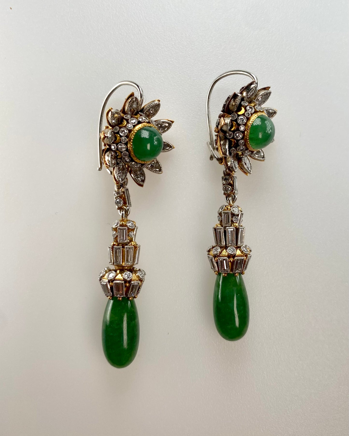 EMERALD, DIAMOND & GOLD DROP EARRINGS, 1950s