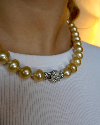 CACCIARI SALVATI NATURAL PEARL & DIAMOND NECKLACE, 2000s