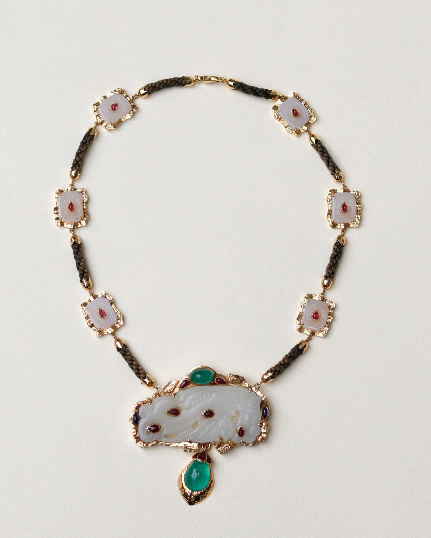 "BRAND & PERIOD: DAVID WEBB

MATERIALS: GOLD, JADE, EMERALD AND RUBY

SIZE / DIMENSIONS: Necklace length: 30cm. Stone: width: 8.5cm. Please contact us for confirmed measurements.

WEIGHT: 115.65gr 

CONDITION: Excellent

JWL AUTHENTICITY GUARANTEE