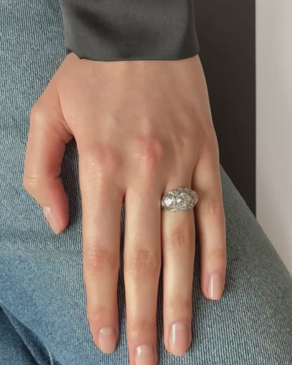 ART DÉCO DIAMOND & PLATINUM TRILOGY RING, 1930s