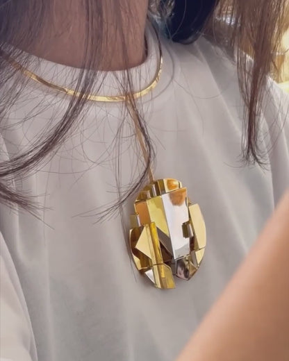 CARTIER YELLOW, WHITE GOLD & DIAMOND CONVERTIBLE CHOKER, PENDANT & BROOCH, 1970s