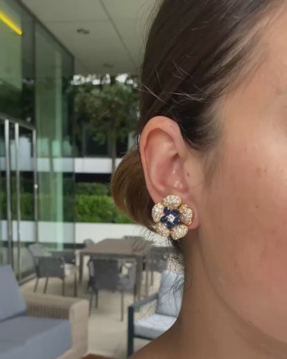 SAPPHIRES, DIAMONDS & YELLOW GOLD EARRINGS & CHOKER