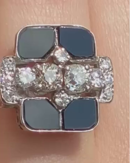 ART DÉCO DIAMONDS, ONYX & PLATINUM RING, 1930s
