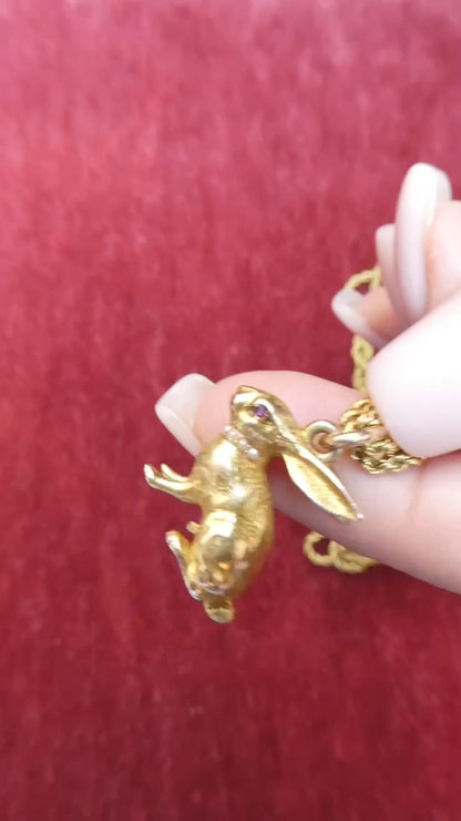 GOLD, PEARL & AMETHYST RABBIT PENDANT NECKLACE, 1880s