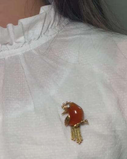 CARTIER LONDON CARNELIAN, DIAMOND & GOLD BROOCH, 1960s