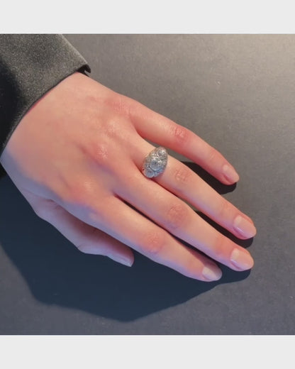 ART DÉCO DIAMOND & PLATINUM TRILOGY RING, 1930s