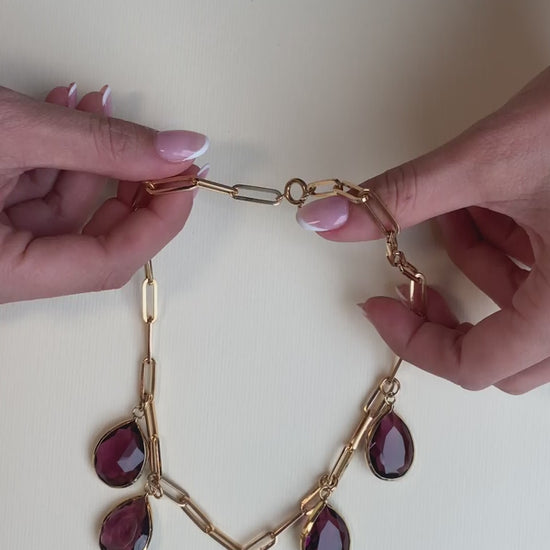 RASPBERRY QUARTZ & GOLD CHARM NECKLACE, 1990s