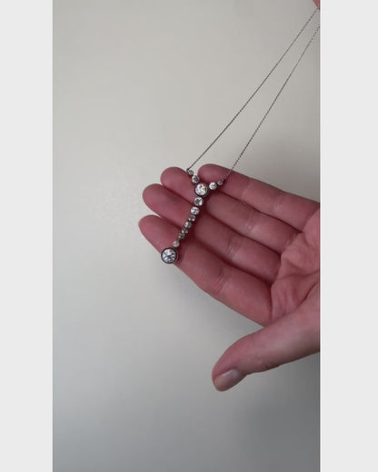 ART MODERNE DIAMONDS, PLATINUM & YELLOW GOLD PENDANT NECKLACE, 1940s
