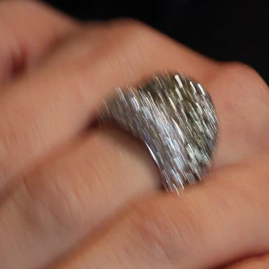 CACCIARI SALVATI BLACK AND WHITE DIAMOND & GOLD RING, 2000s