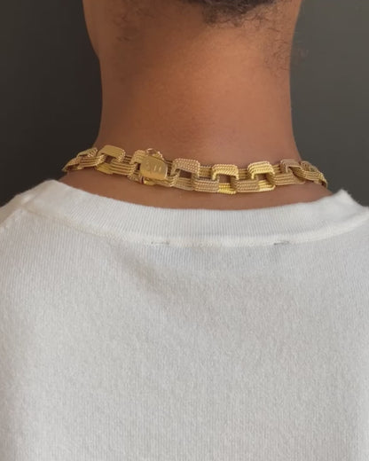 YELLOW GOLD GEOMETRIC LINKS NECKLACE, 1970s