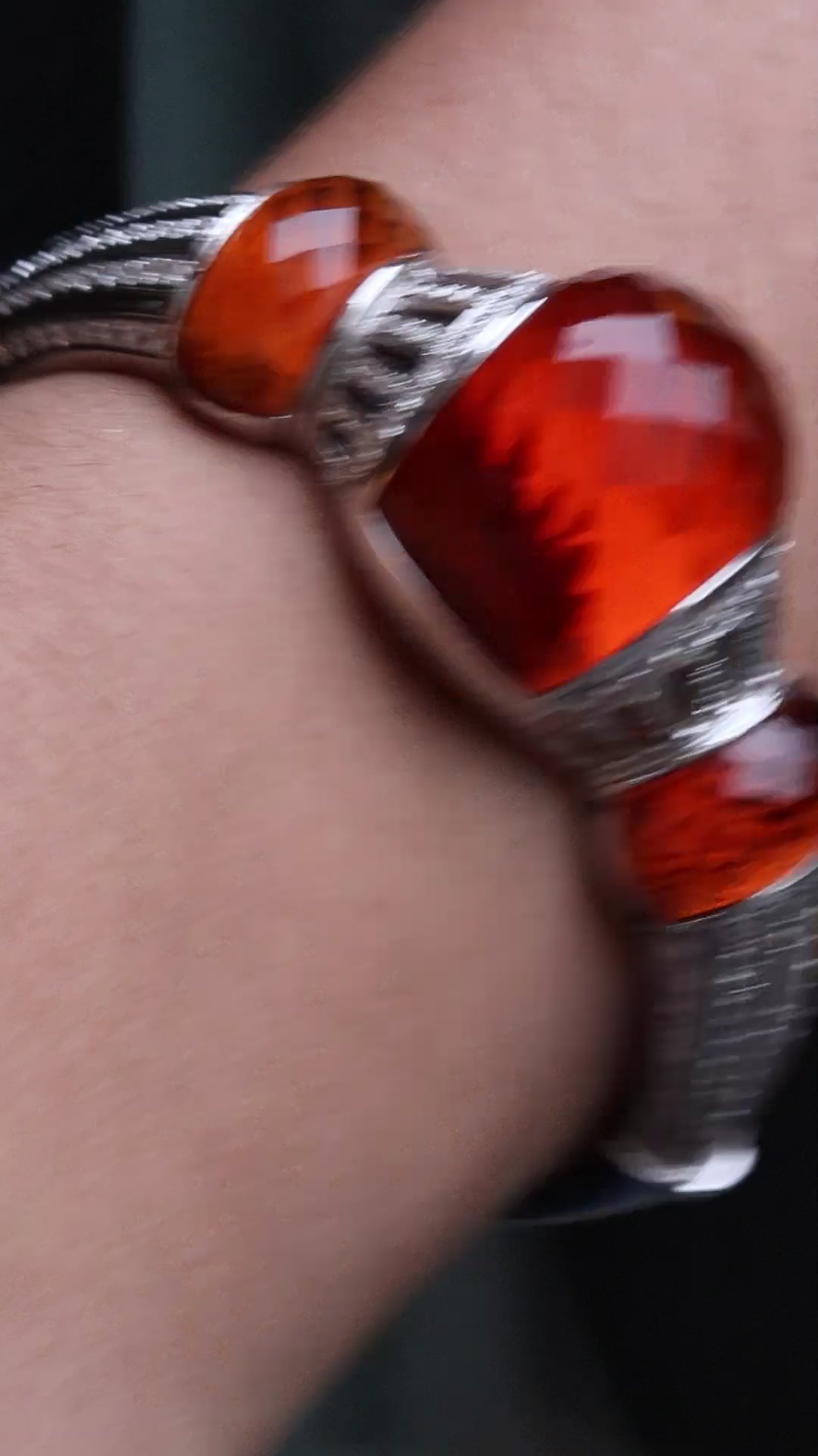 TOPAZ, DIAMOND & WHITE GOLD BRACELET, 2000s