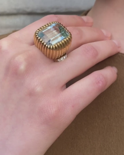 AQUAMARINE, DIAMOND, YELLOW & WHITE GOLD RING, 1950s