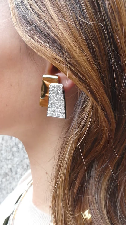 CACCIARI SALVATI DIAMOND & GOLD SET OF CHOKER, EARCLIPS AND RING, 1980s