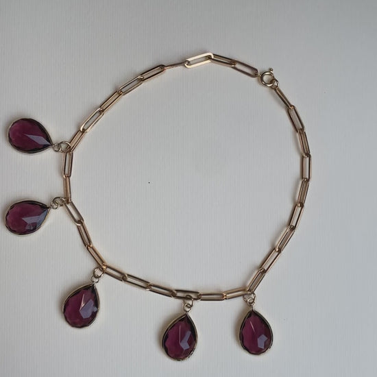 RASPBERRY QUARTZ & GOLD CHARM NECKLACE, 1990s