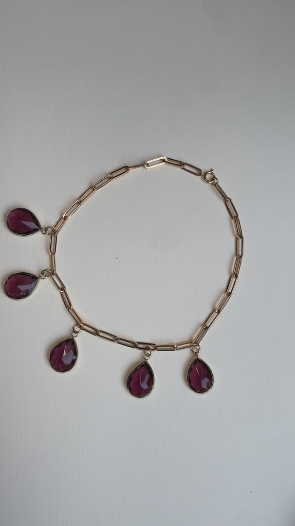 RASPBERRY QUARTZ & GOLD CHARM NECKLACE, 1990s